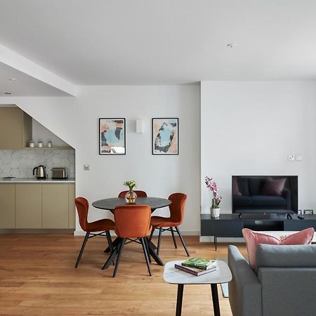 Hammersmith Mews By Viridian Apartments Londen Buitenkant foto