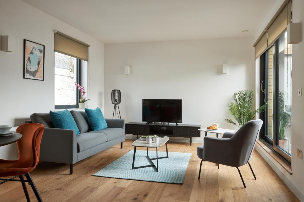 Hammersmith Mews By Viridian Apartments Londen Buitenkant foto